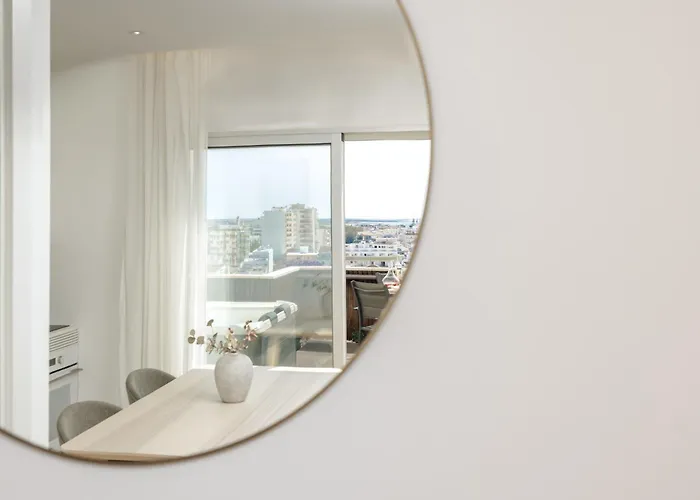 Appartamento Top-floor 2br, Sea And Views & Jacuzzi *